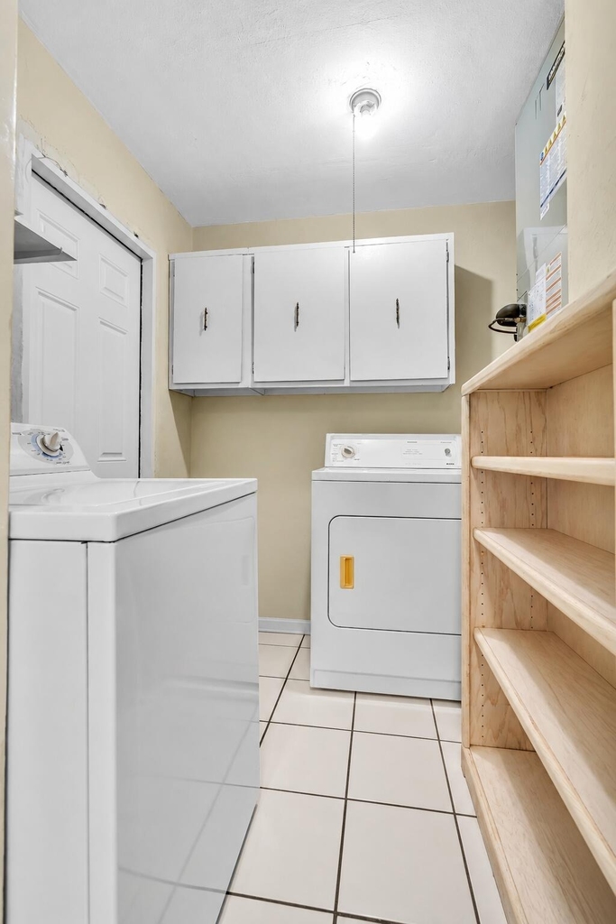 6143 Nw 22nd Street - Photo 19