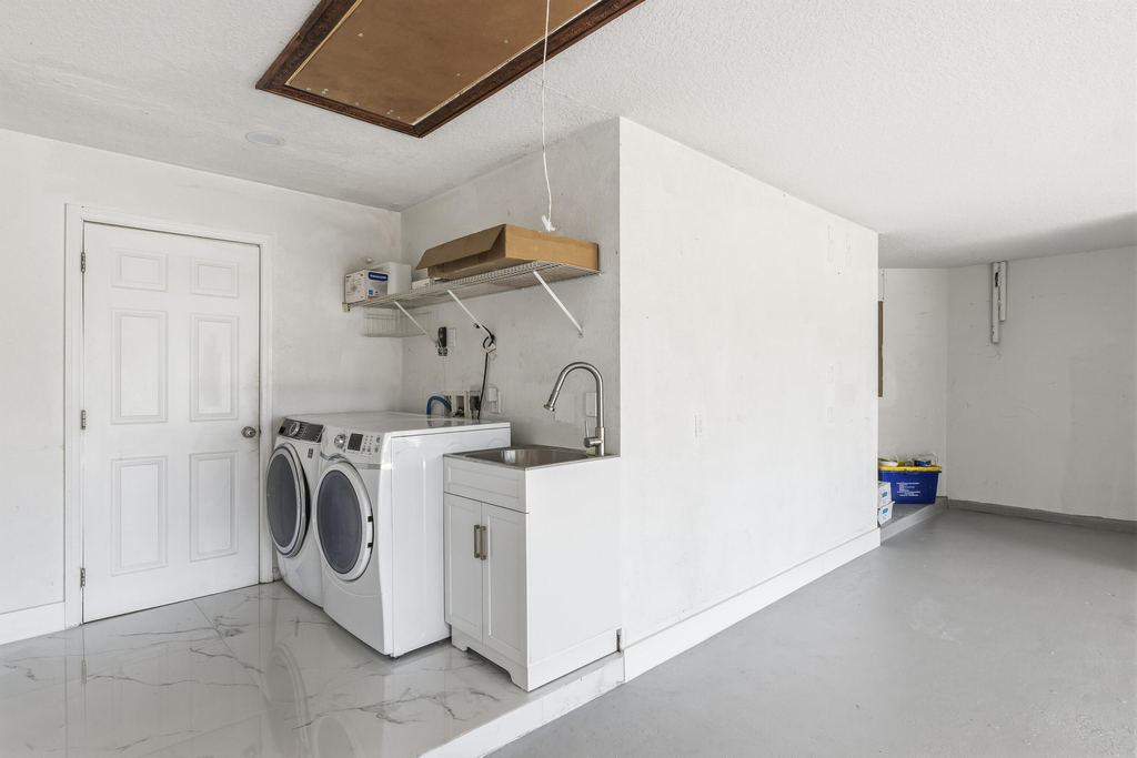 104 Oxford Court - Photo 36