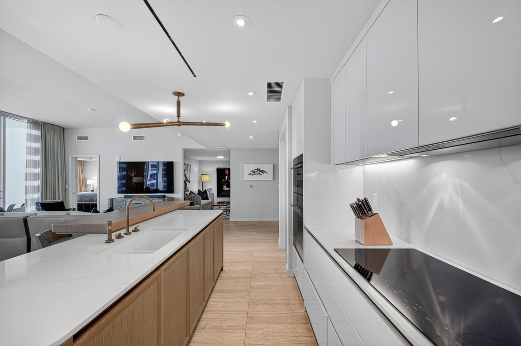 525 N Fort Lauderdale Beach Boulevard - Photo 18