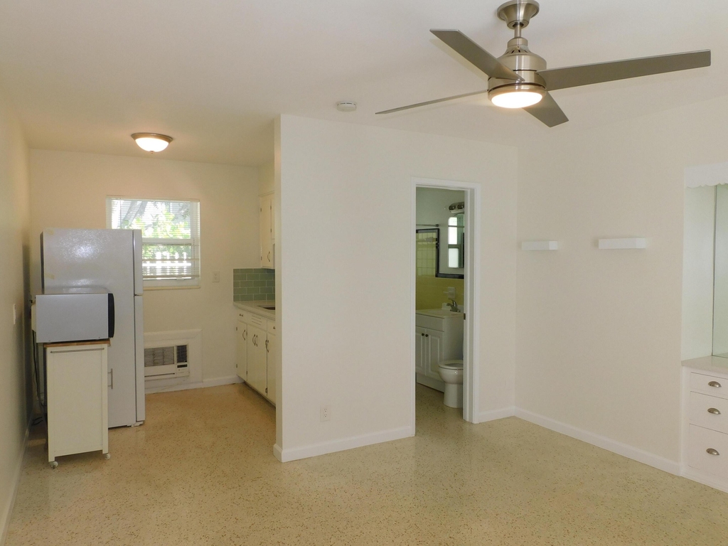 15 S Palmway - Photo 6