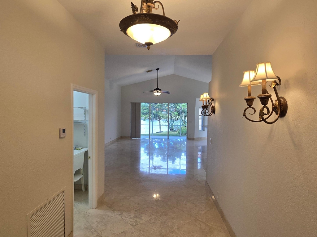 22112 Altona Drive - Photo 3