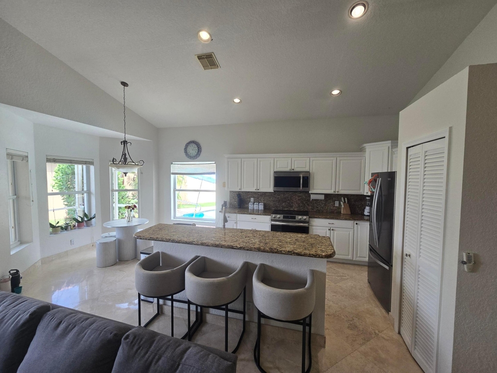 22112 Altona Drive - Photo 10