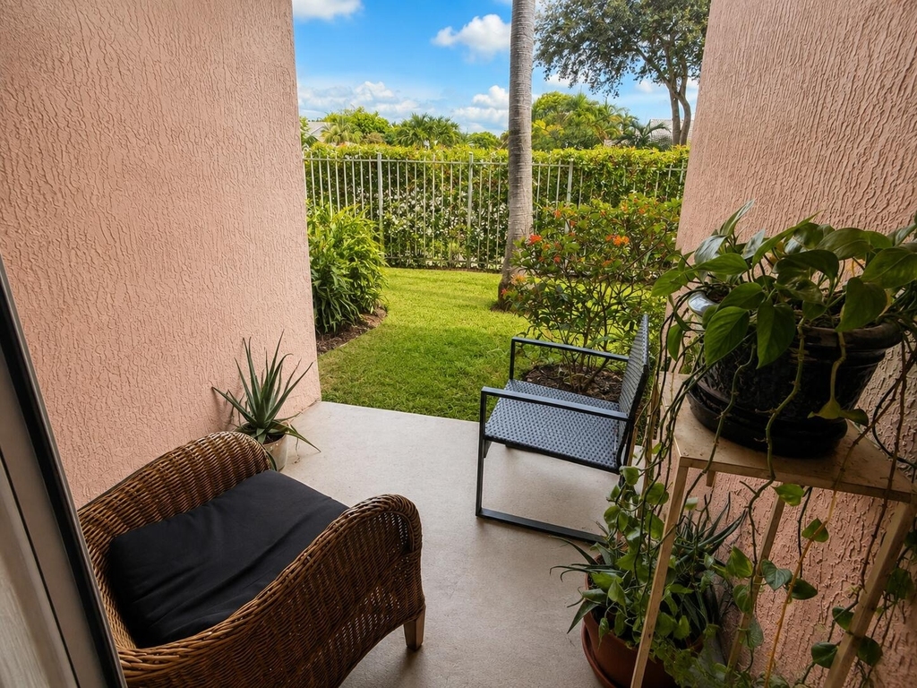 3271 Sabal Palm Manor - Photo 10
