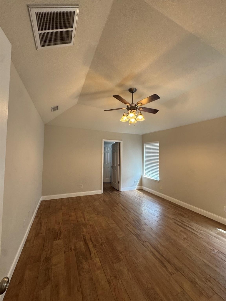 4925 Many Waters Drive - Photo 9