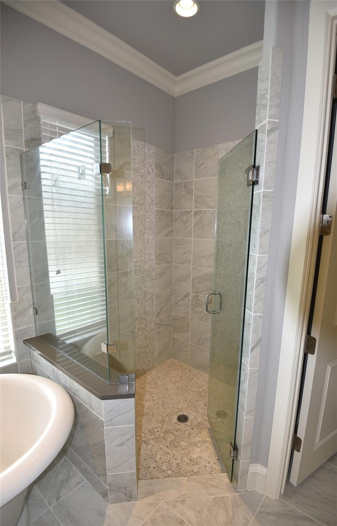 200 Montrose Lane - Photo 17