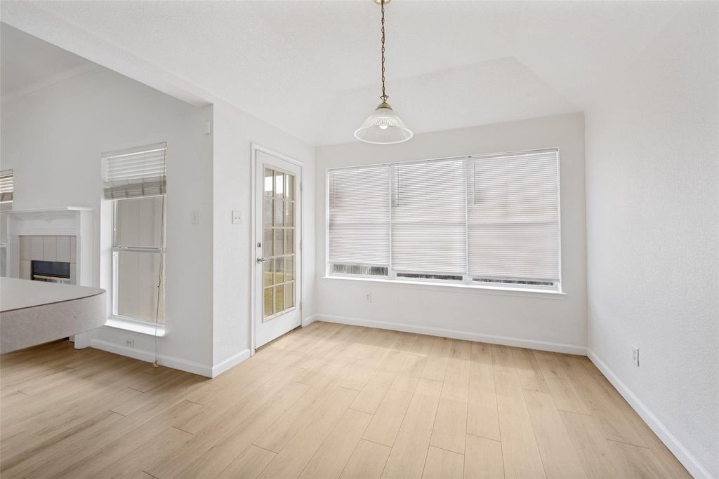 308 Rock Hill Drive - Photo 7