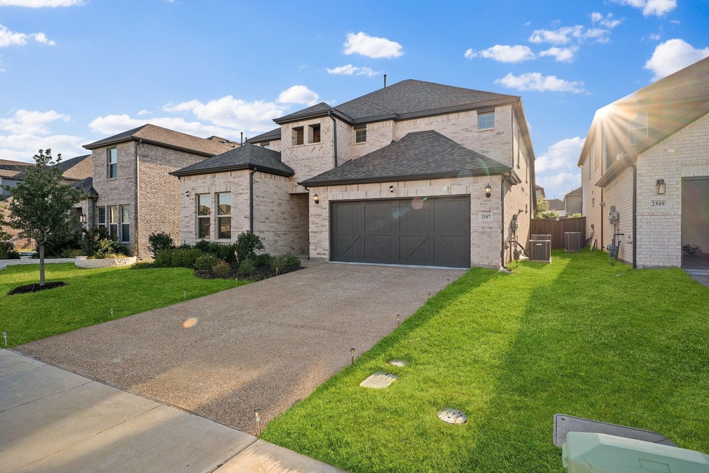 2507 Gentle Knoll Drive - Photo 2