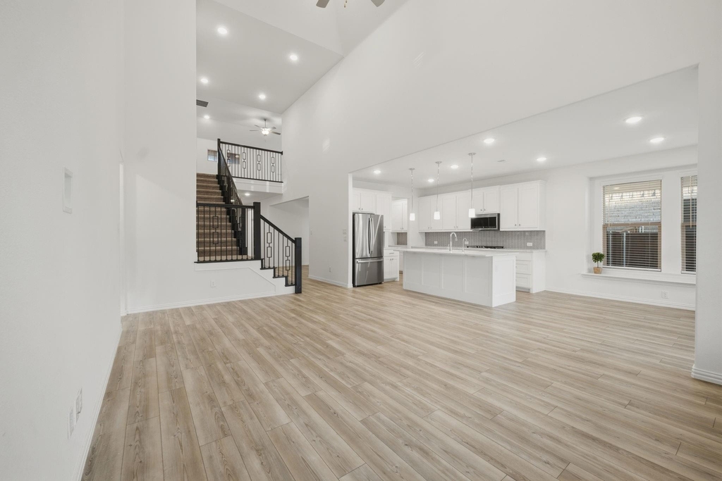 2507 Gentle Knoll Drive - Photo 6