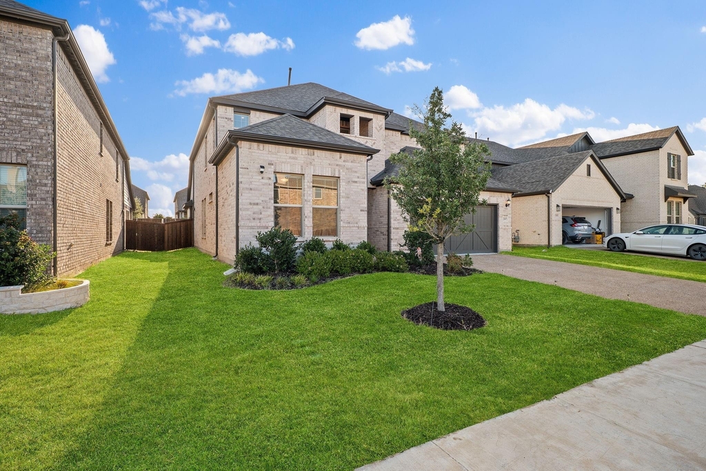 2507 Gentle Knoll Drive - Photo 1