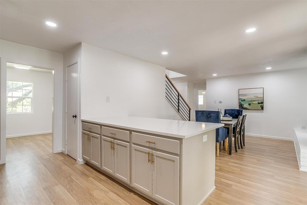 1701 Larkspur Drive - Photo 9