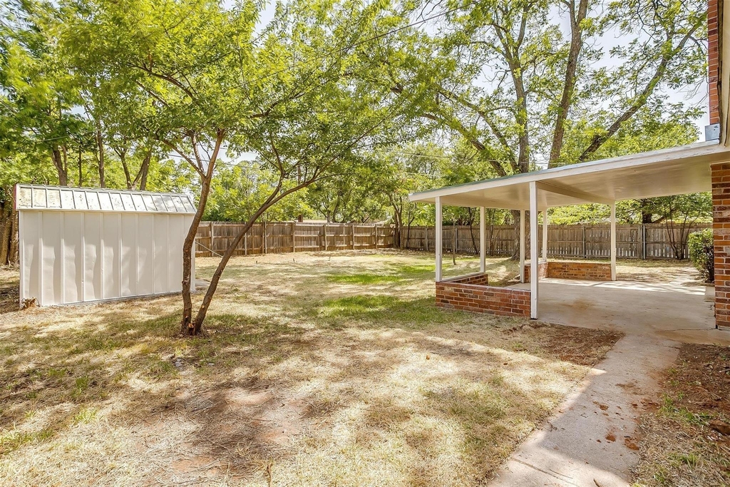 1701 Larkspur Drive - Photo 29