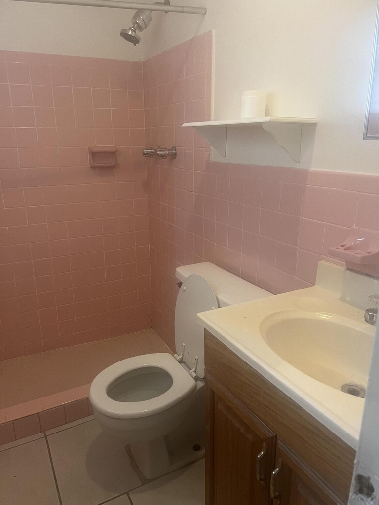 220 Ne 1st Street - Photo 9