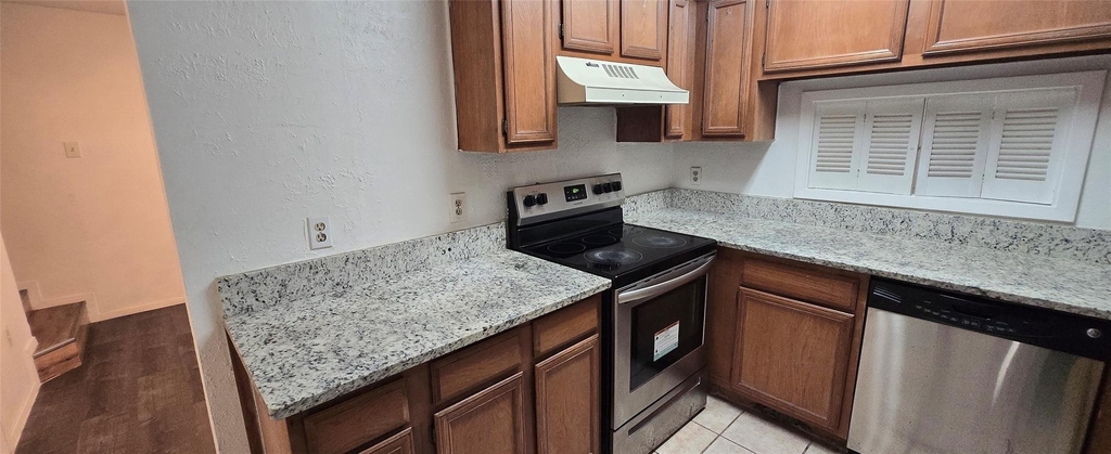 9696 Walnut Street - Photo 15