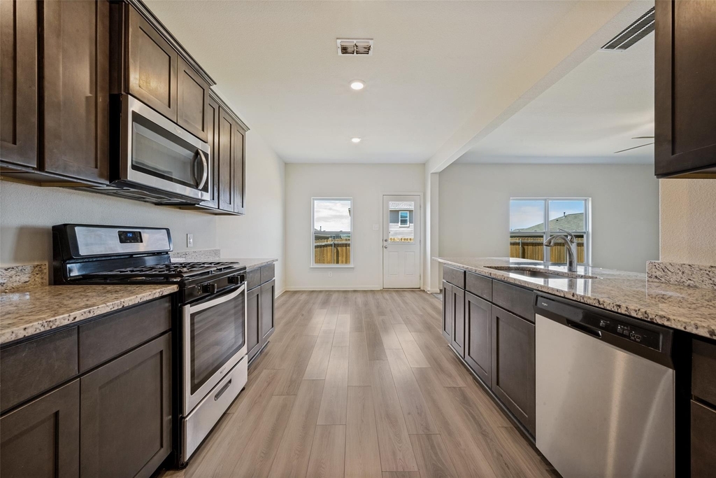 13616 Roosevelt Arch Drive - Photo 12