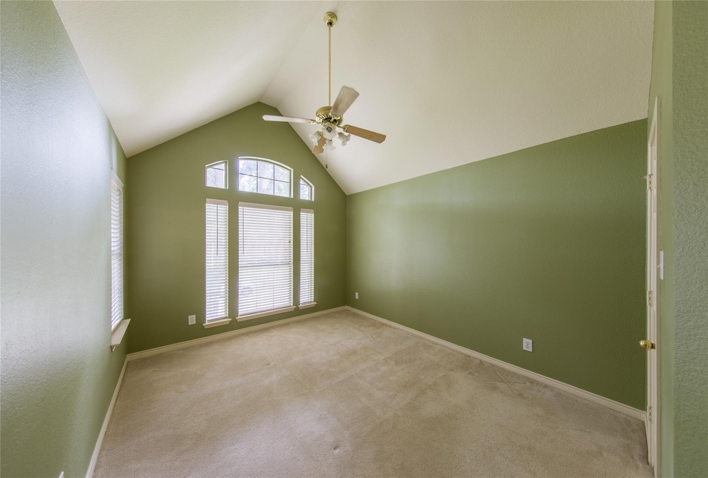 656 Water Oak Drive - Photo 19