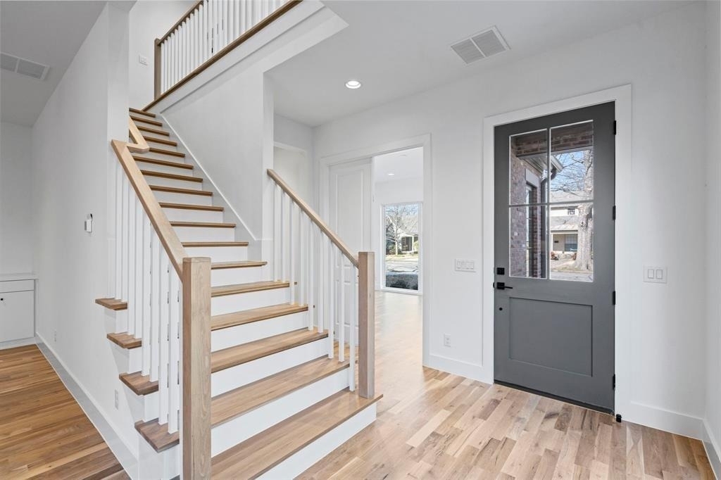 5836 Martel Avenue - Photo 16