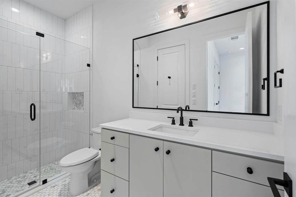 5836 Martel Avenue - Photo 12