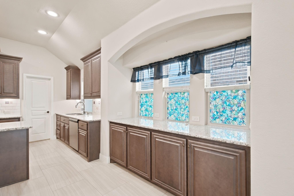1509 Yellowthroat Drive - Photo 31
