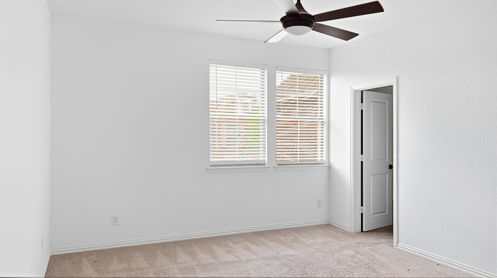 238 Woodson Street - Photo 16
