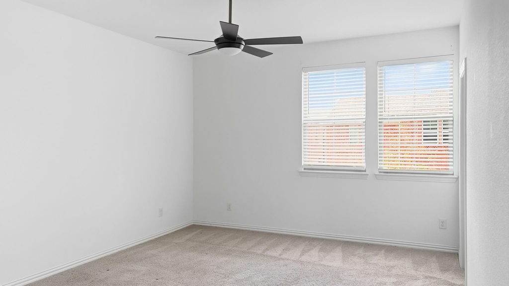 238 Woodson Street - Photo 12