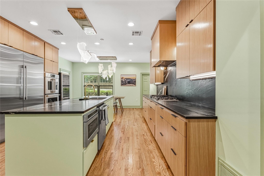 3201 Edward Drive - Photo 7