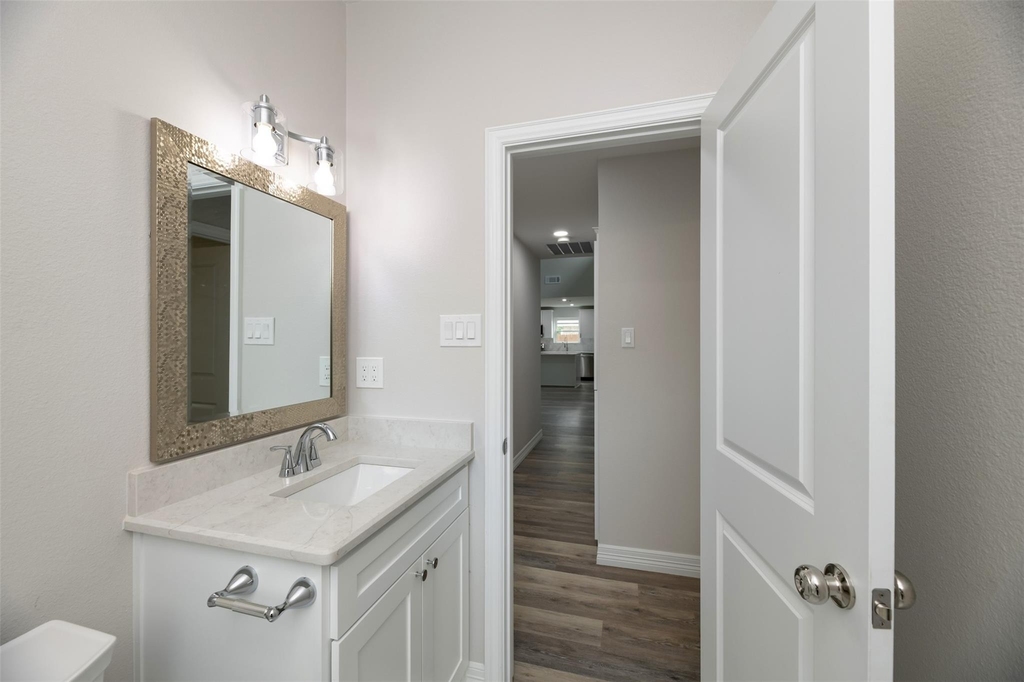 314 Sixpence Lane - Photo 16