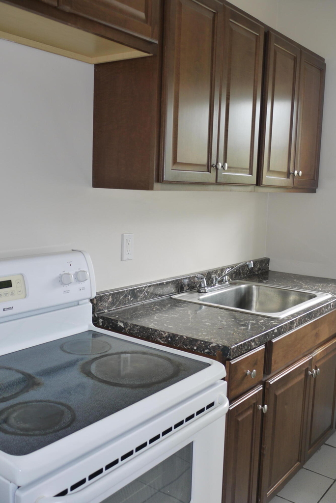 830 80th Street - Photo 2