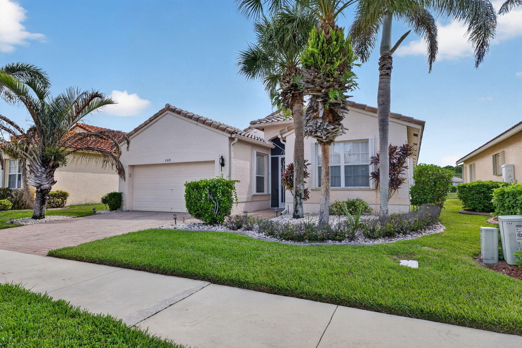 309 Nw Toscane Trail - Photo 1
