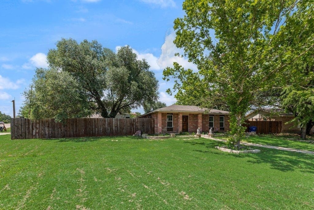 920 Meadowdale Drive - Photo 23