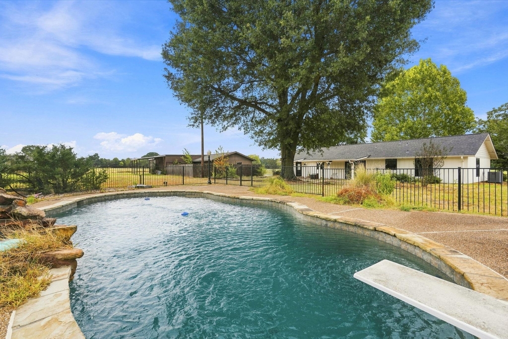 7942 Fm 859 - Photo 24