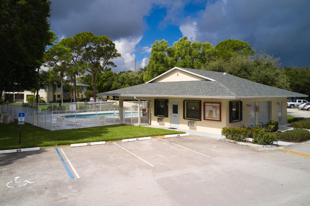 6535 Se Federal Highway - Photo 22