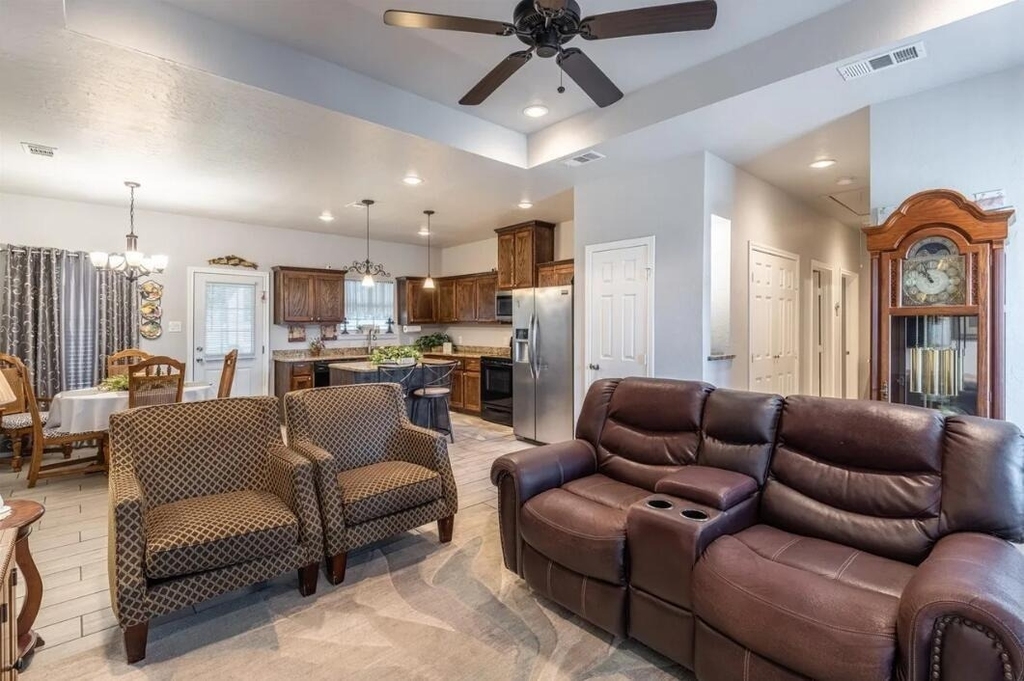 4812 Jefferson Street - Photo 2