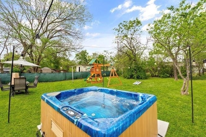 1110 Park Street - Photo 27