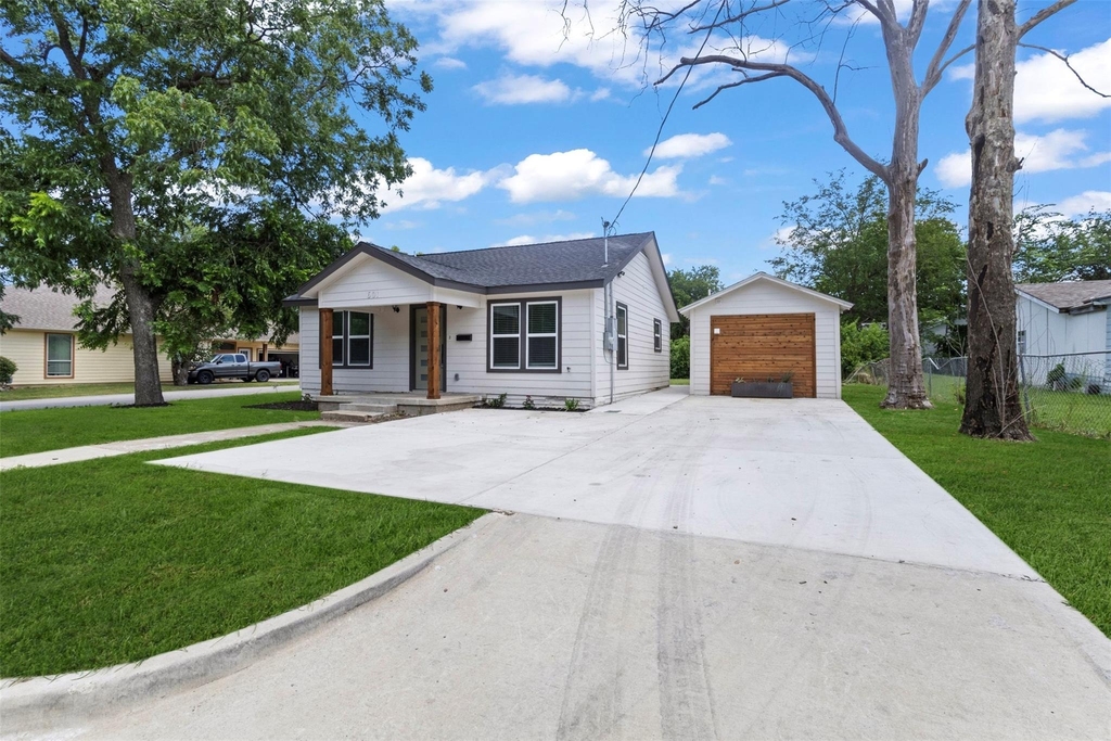601 Pearson Avenue - Photo 0