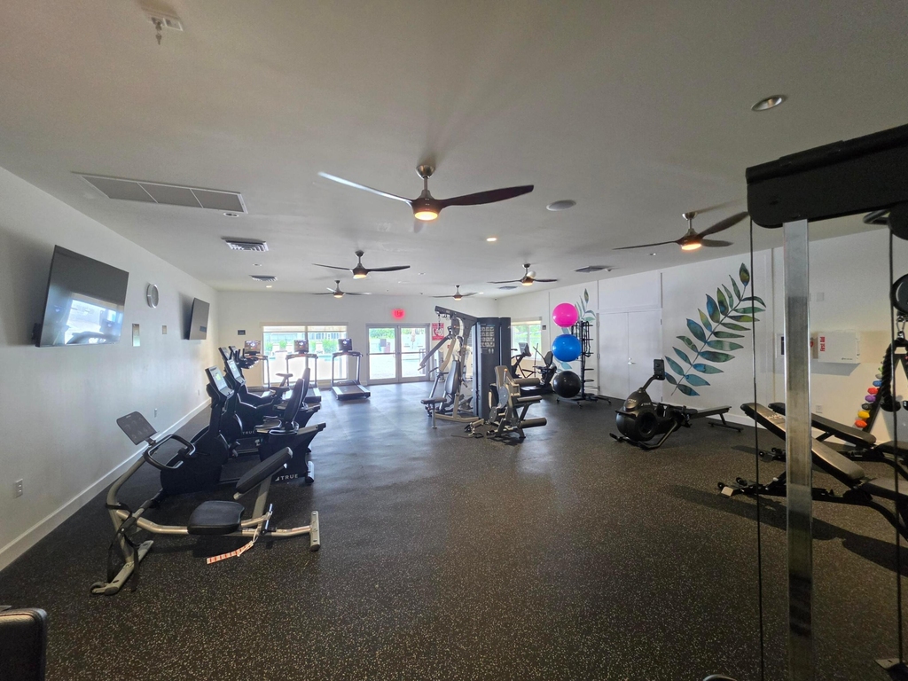 1631 Nw 18th Avenue - Photo 45