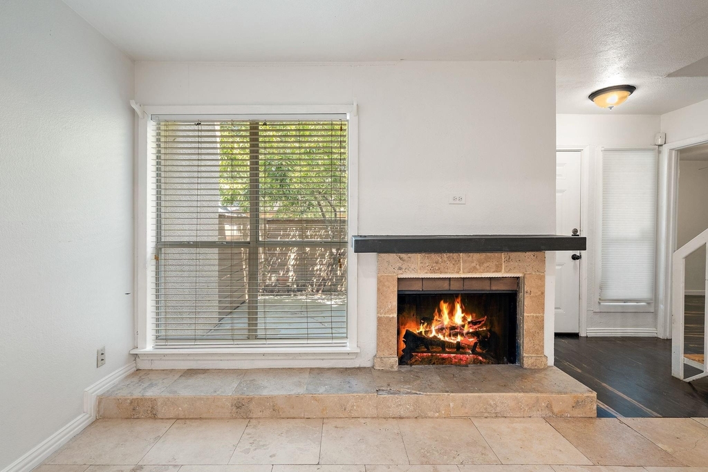3121 Park Lane - Photo 7