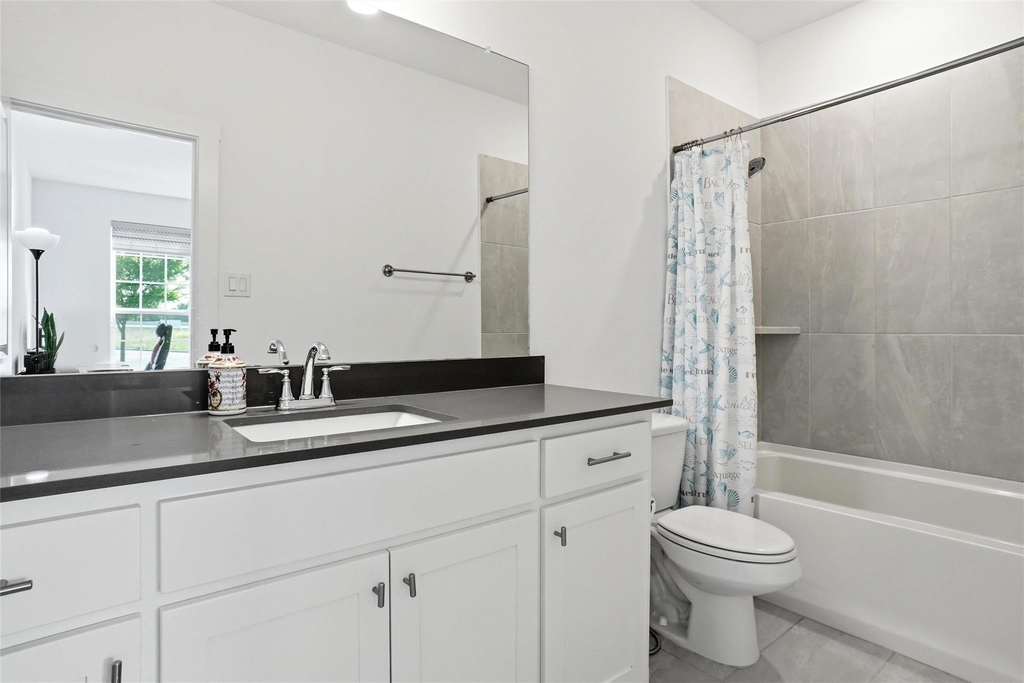 695 Vista Del Lago Drive - Photo 33