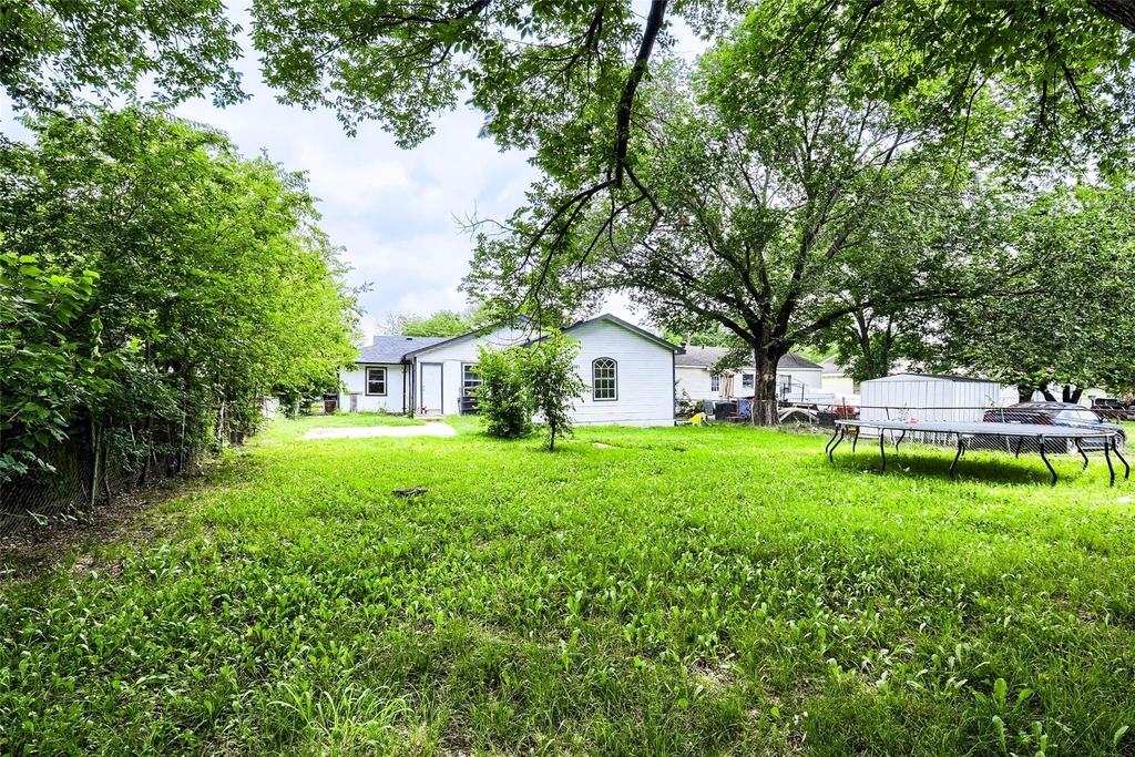 326 E Holley Street - Photo 27