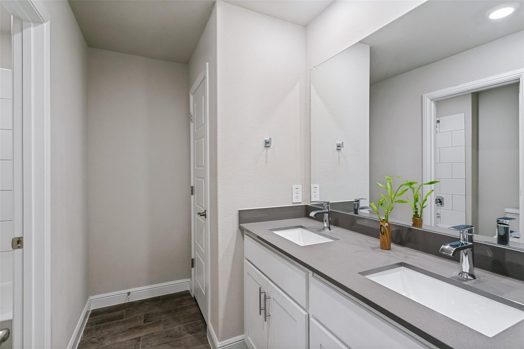 1608 Central Park Drive - Photo 19