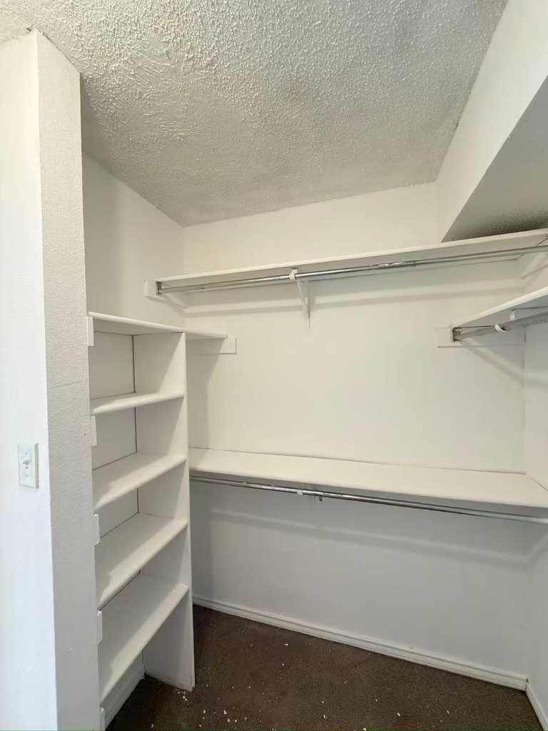 2918 Lake Valley Drive - Photo 26