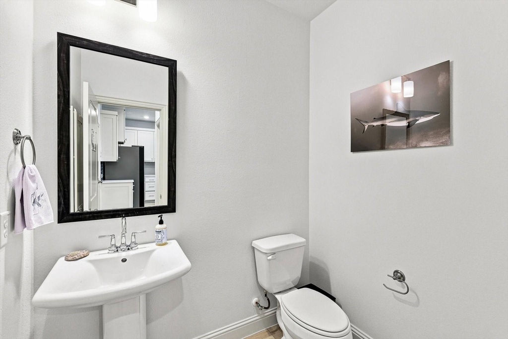 4833 Lunker Street - Photo 16