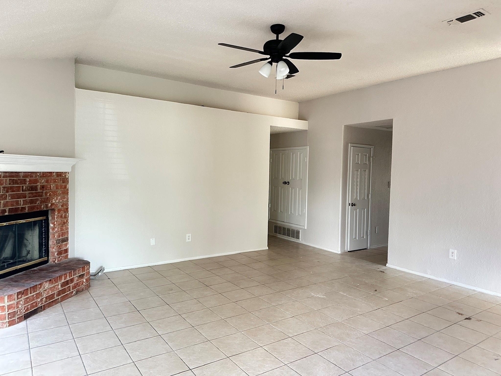 1117 Edenbrook Drive - Photo 7