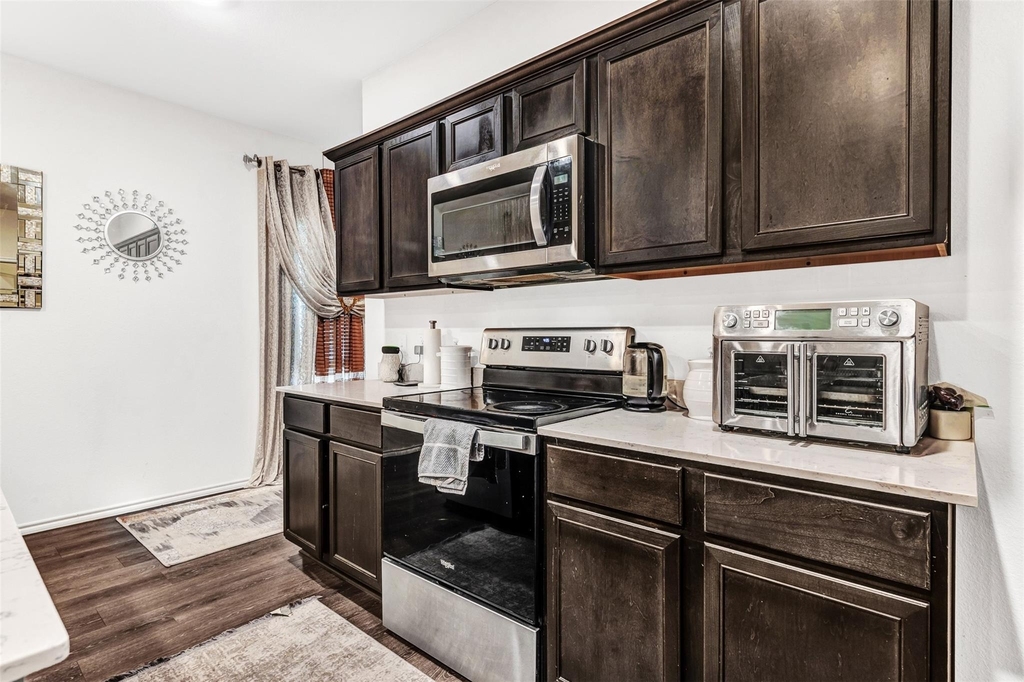 3233 Grimaldo Drive - Photo 3