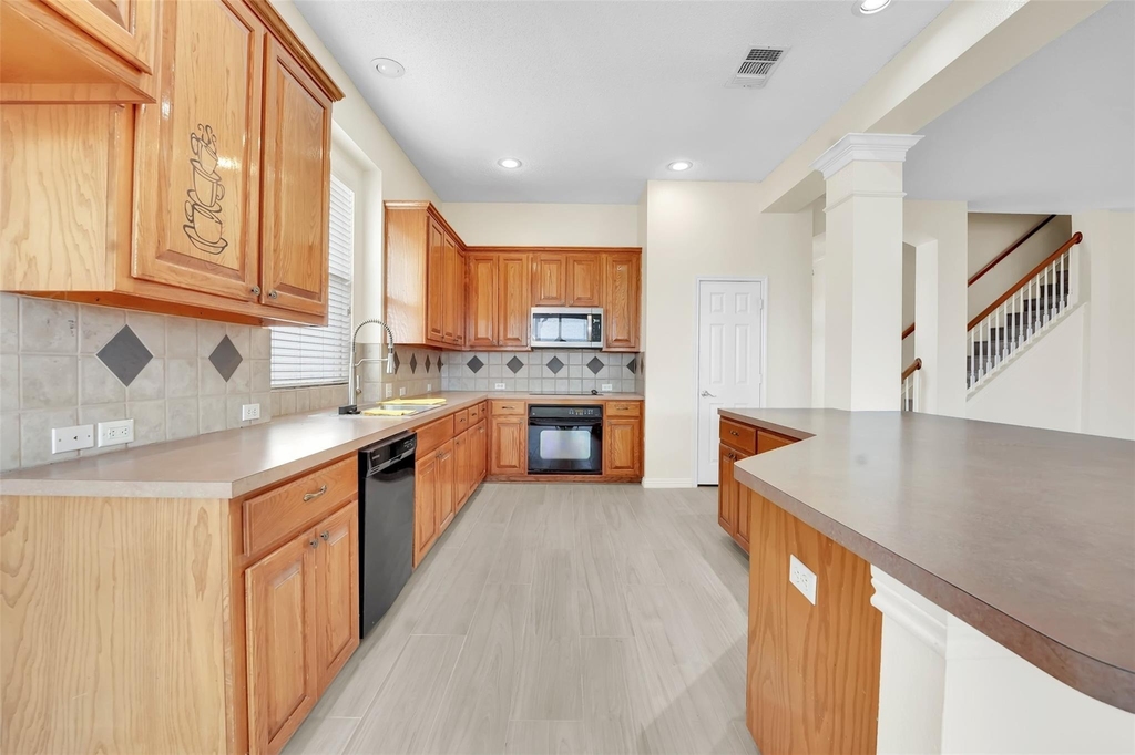 2700 Edgefield Trail - Photo 12