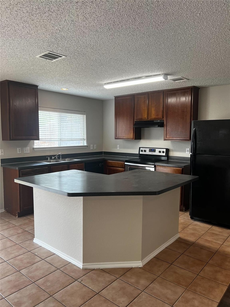 1601 Hedgewood Trail - Photo 5