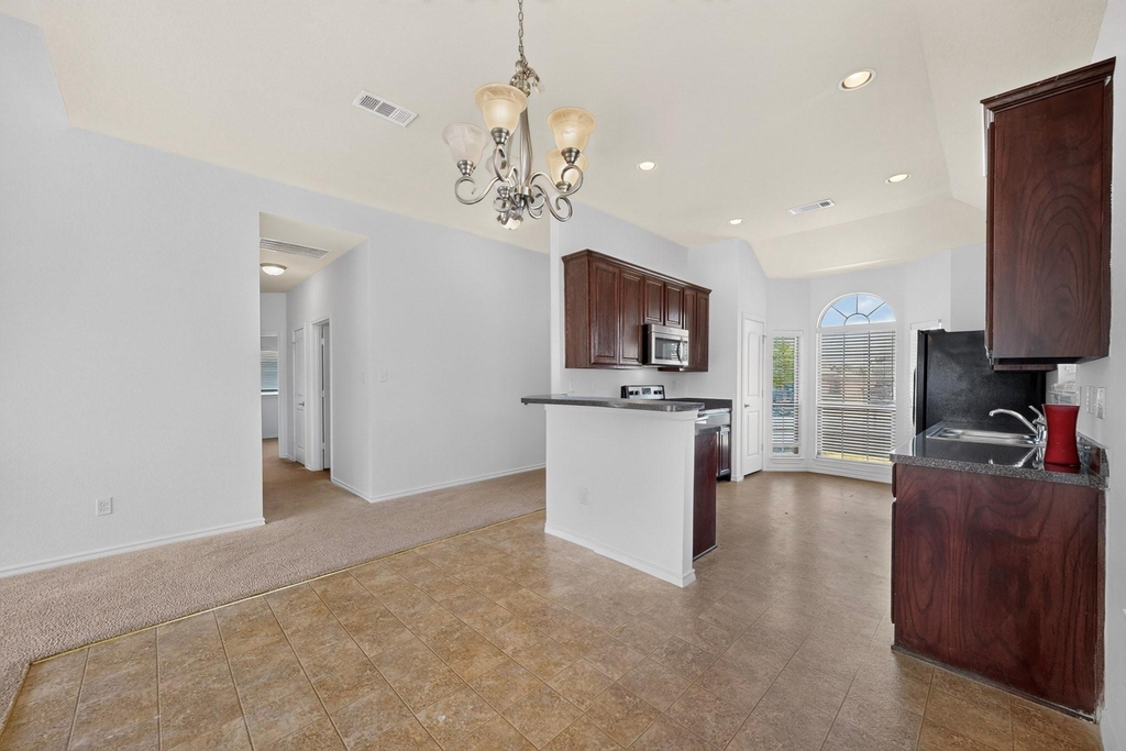 408 Windridge Drive - Photo 11