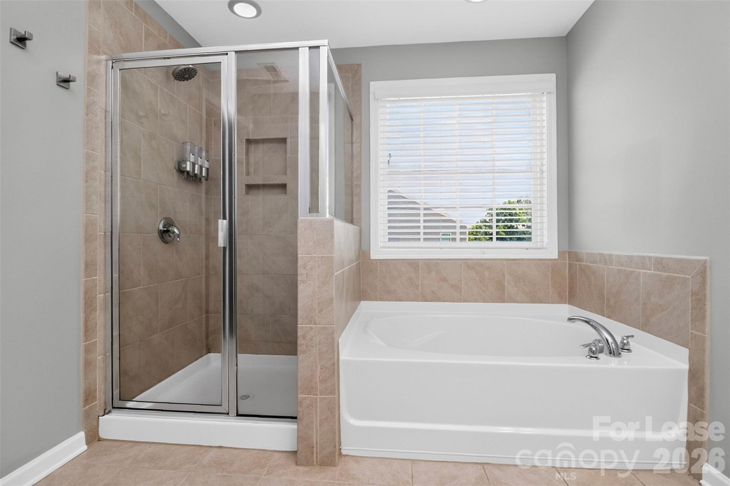 12724 Franklin Square Road - Photo 39