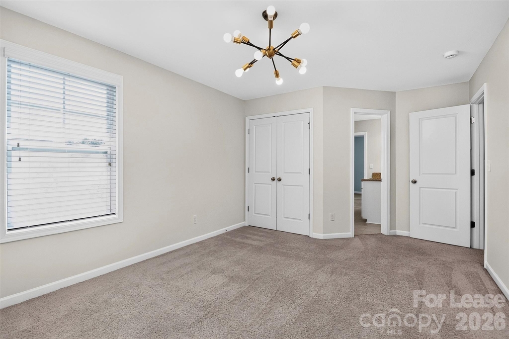 12724 Franklin Square Road - Photo 33