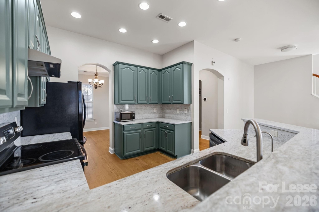 10724 Alvarado Way - Photo 12