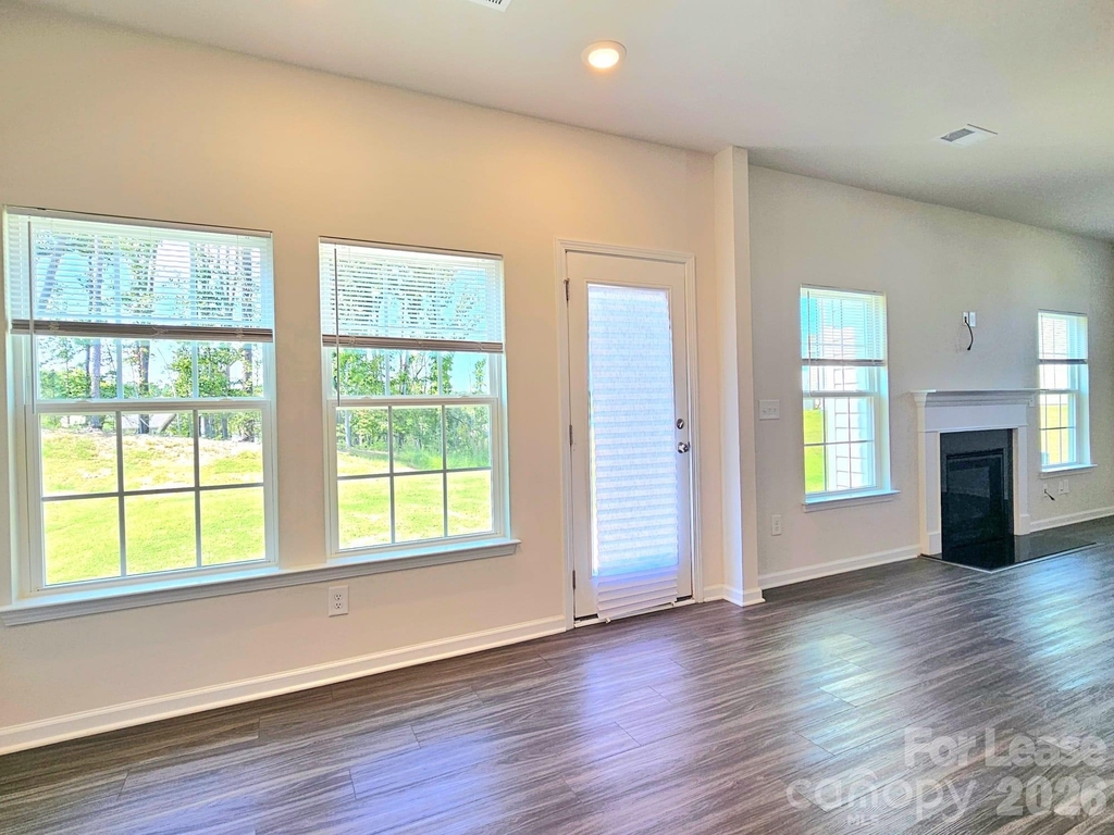 15704 Capps Road - Photo 5